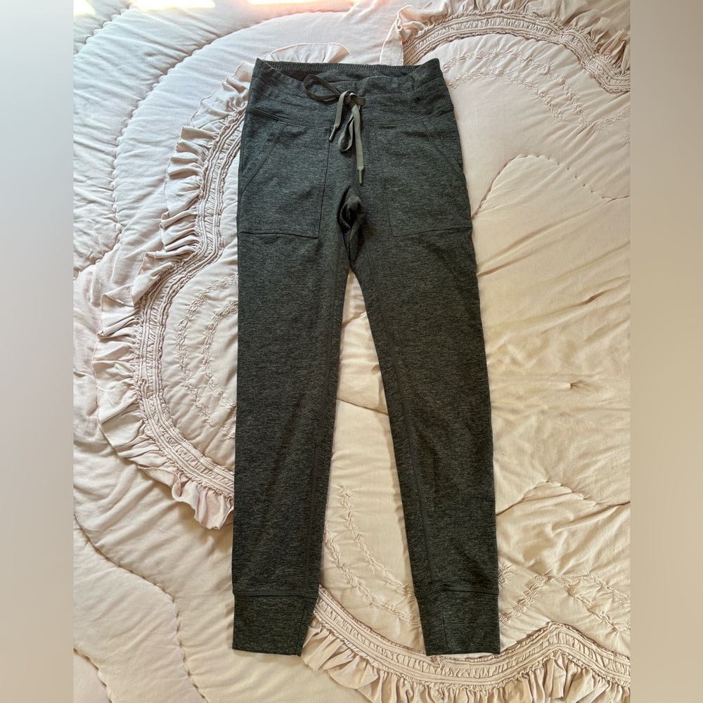 Aerie Green Tie-Waist Leggings